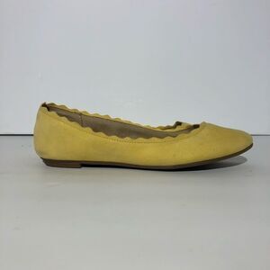 Yellow Scalped edge slip on flats~Size 6.5